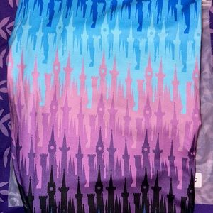 NWT Charlie’s Project TC castle leggings